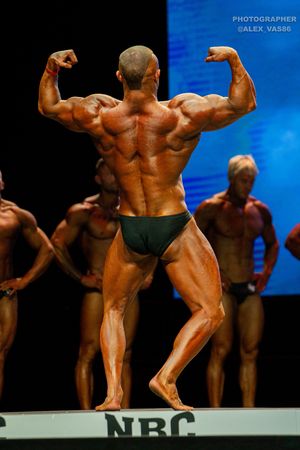 СLASSIC PHYSIQUE НОВИЧКИ